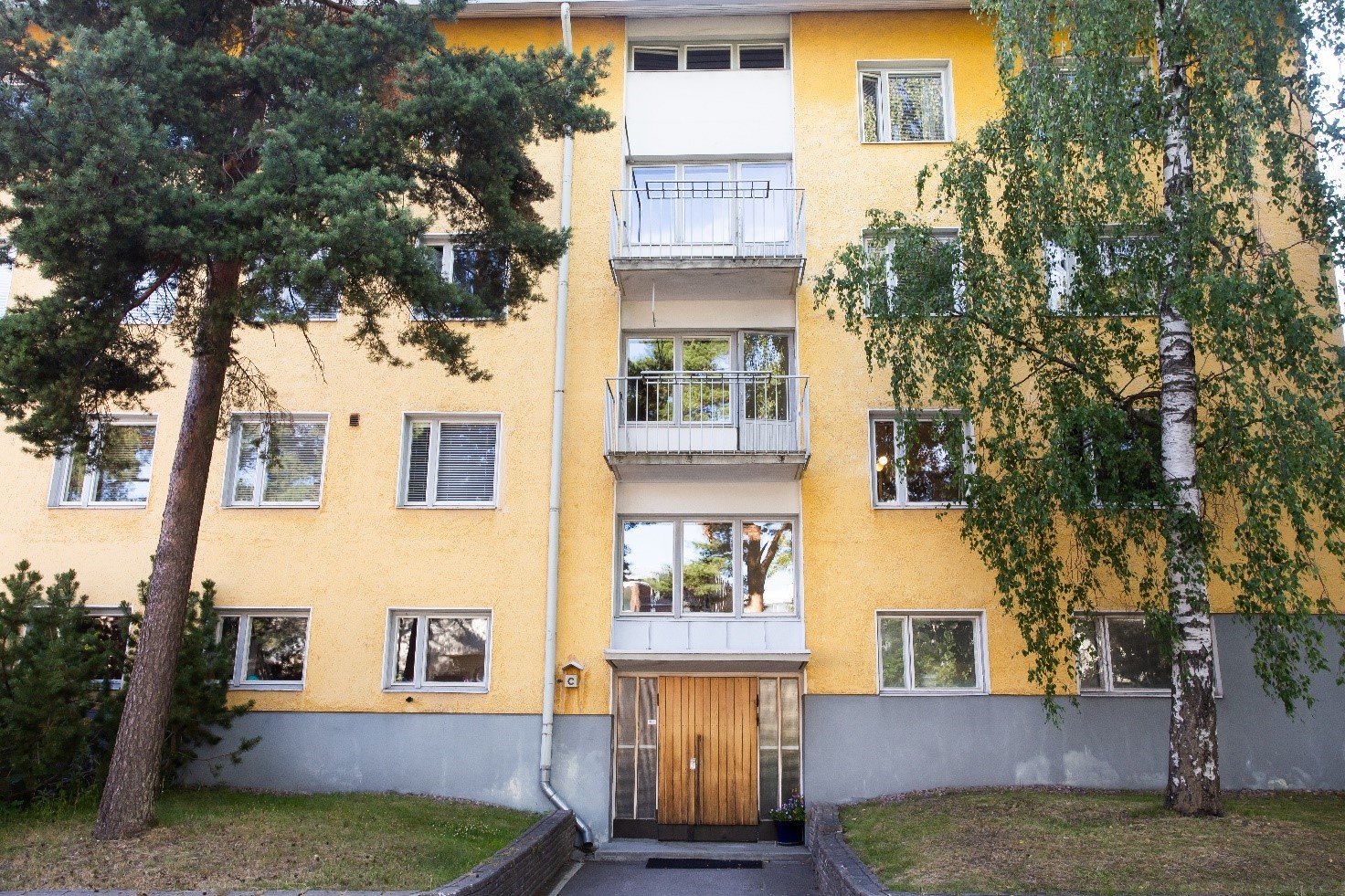 suuret taloyhtiöt osakeluetteloiden siirto