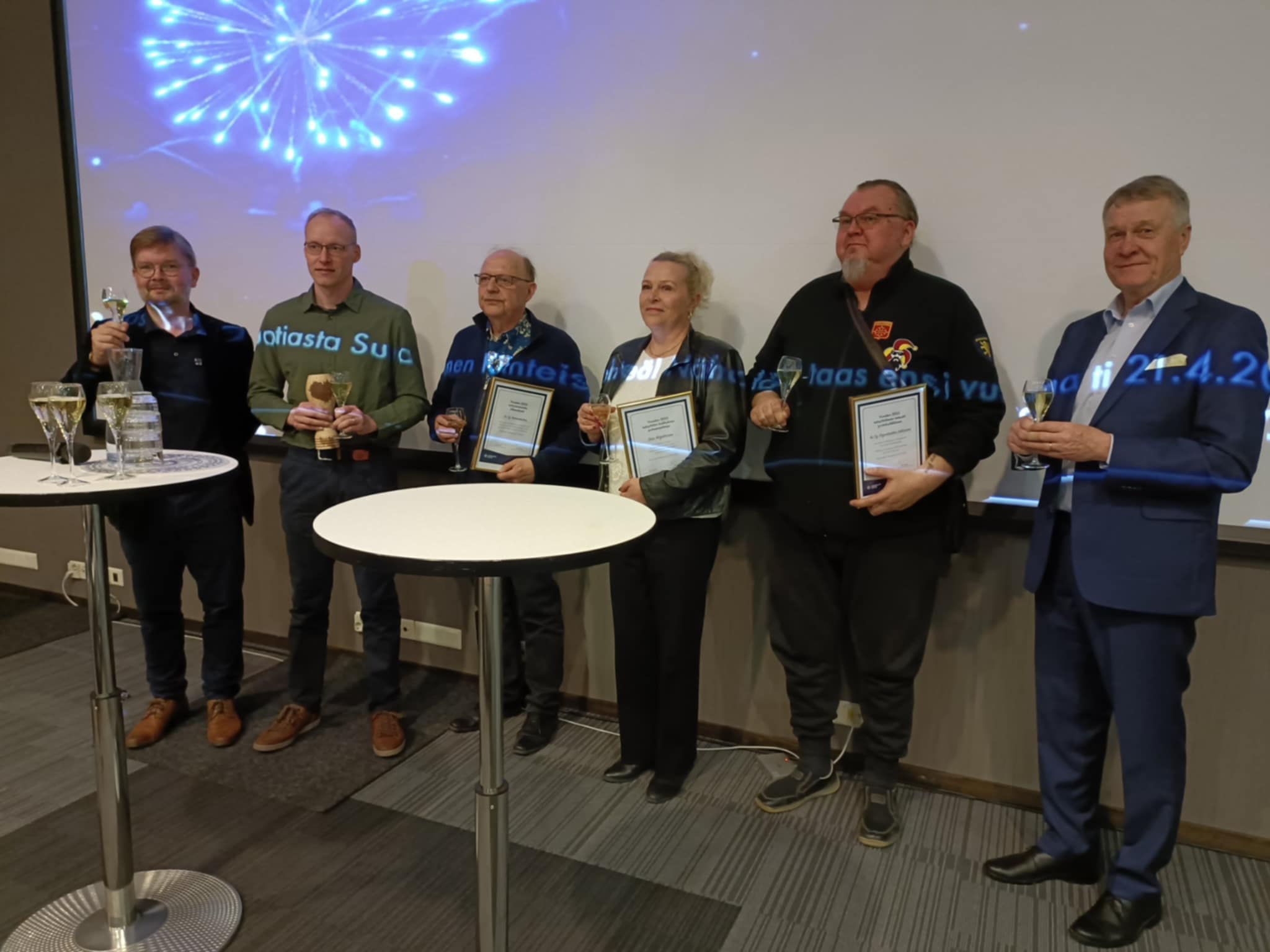 vuoden hallituksen puheenjohtaja ja taloyhtiöteko